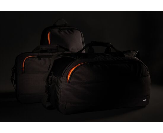 Modern 15” laptop bag Black - Swiss Peak P762.160