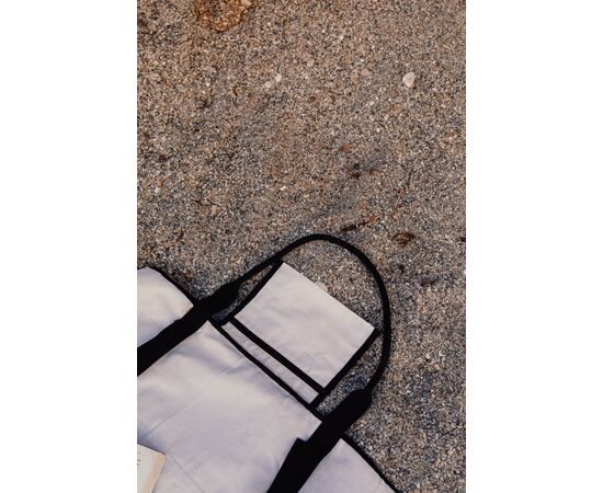 VINGA Volonne AWARE™ recycled canvas beach mat Off white, Black - Vinga V459103