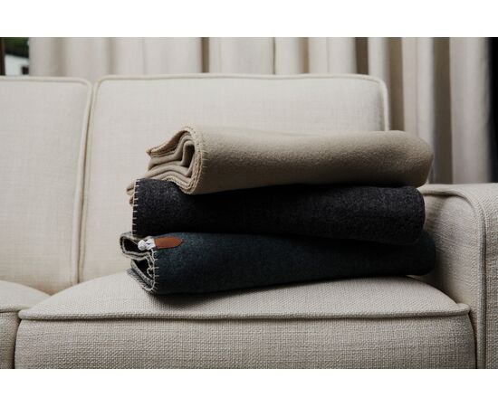 VINGA Couverture / Plaid en polyester recyclée Bilton Beige - Vinga 194622