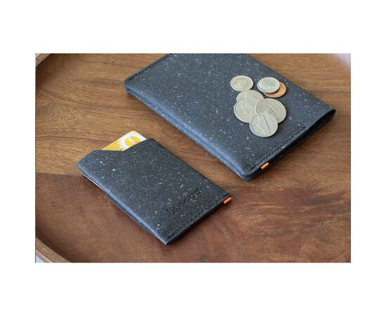Recycled Leather Passport Holder Passhülle Schwarz - Made Out Of W14098