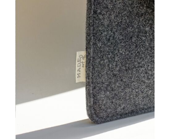Recycled Felt Laptop Sleeve 15/16p Noir - Made Out Of W49398