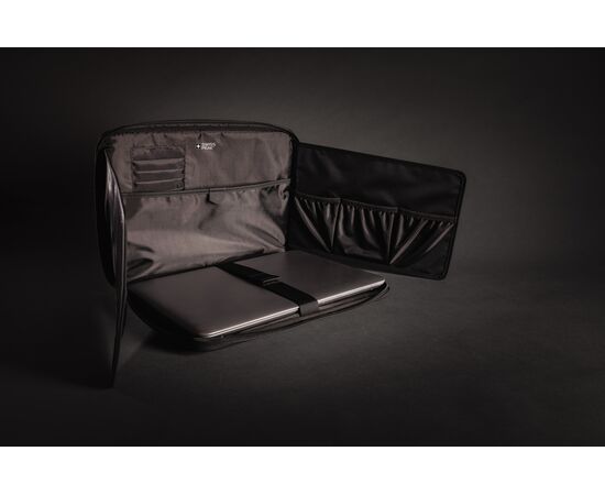 Station de travail en PU pour ordinateur 15,6 pouces Noir - Swiss Peak P788.001